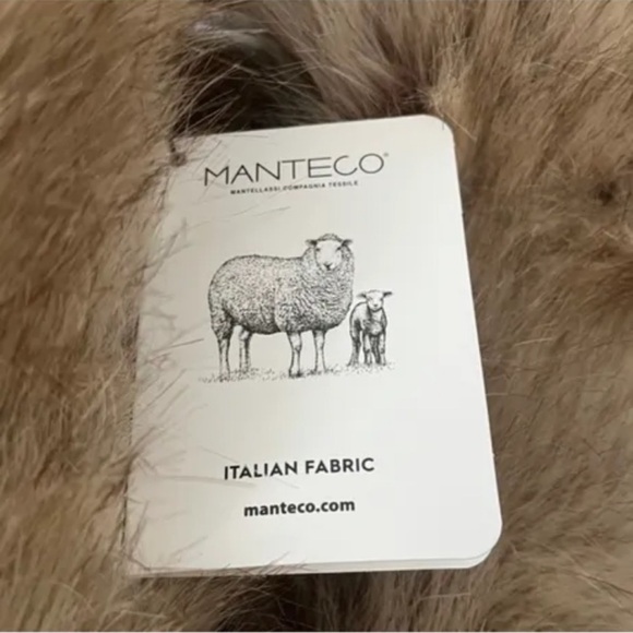 MANTECO  Fur Zara COAT - Picture 3 of 5